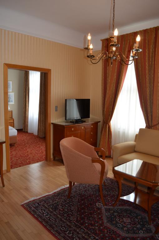 Hotel Jaeger - Family Tradition Since 1911 Виена Екстериор снимка