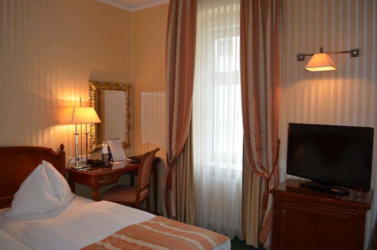Hotel Jaeger - Family Tradition Since 1911 Виена Екстериор снимка